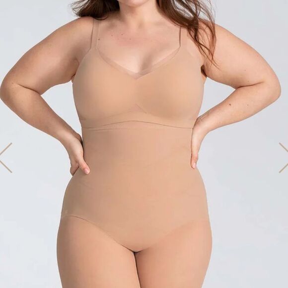 NWT Honeylove SuperPower Short - Picture 1 of 6